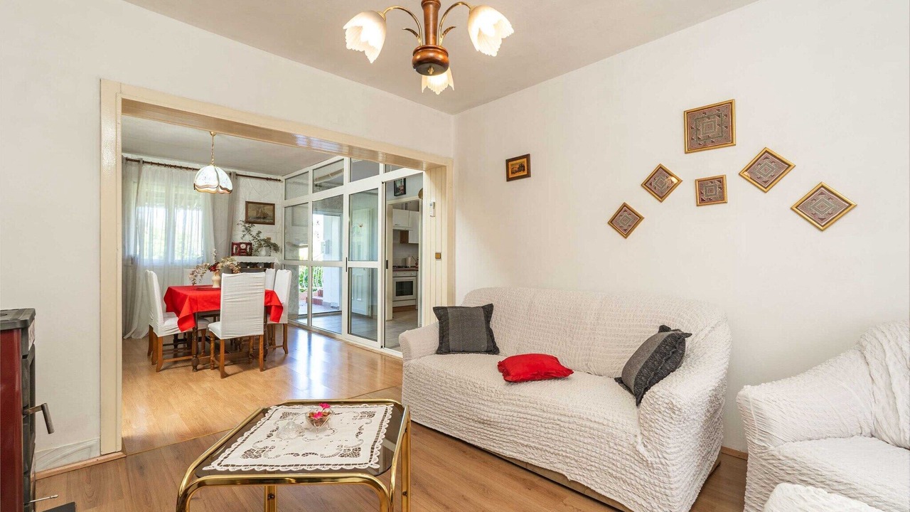 Photo of Livingroom in urinici
