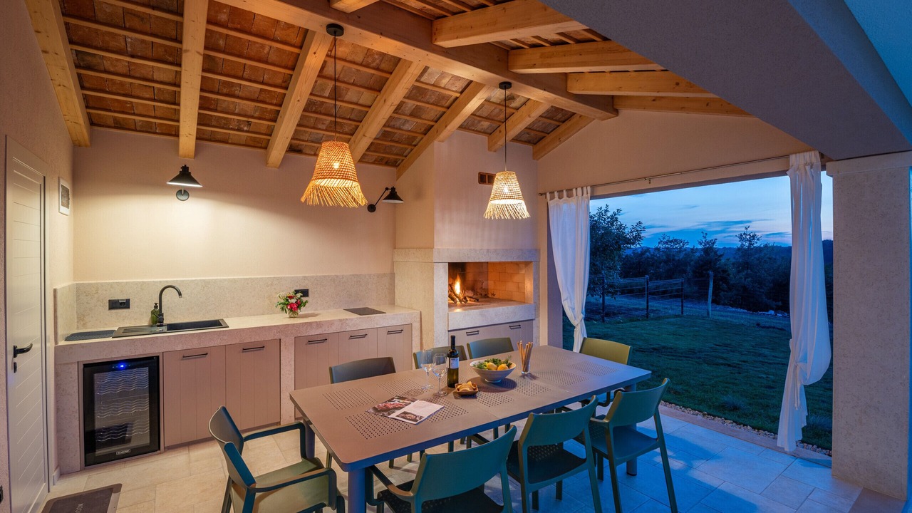 Photo of Outdoor in Beram