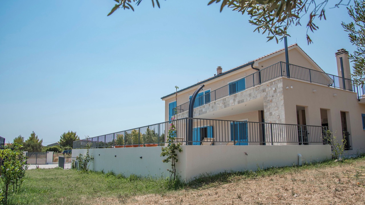 Photo of Outdoor in Rudine