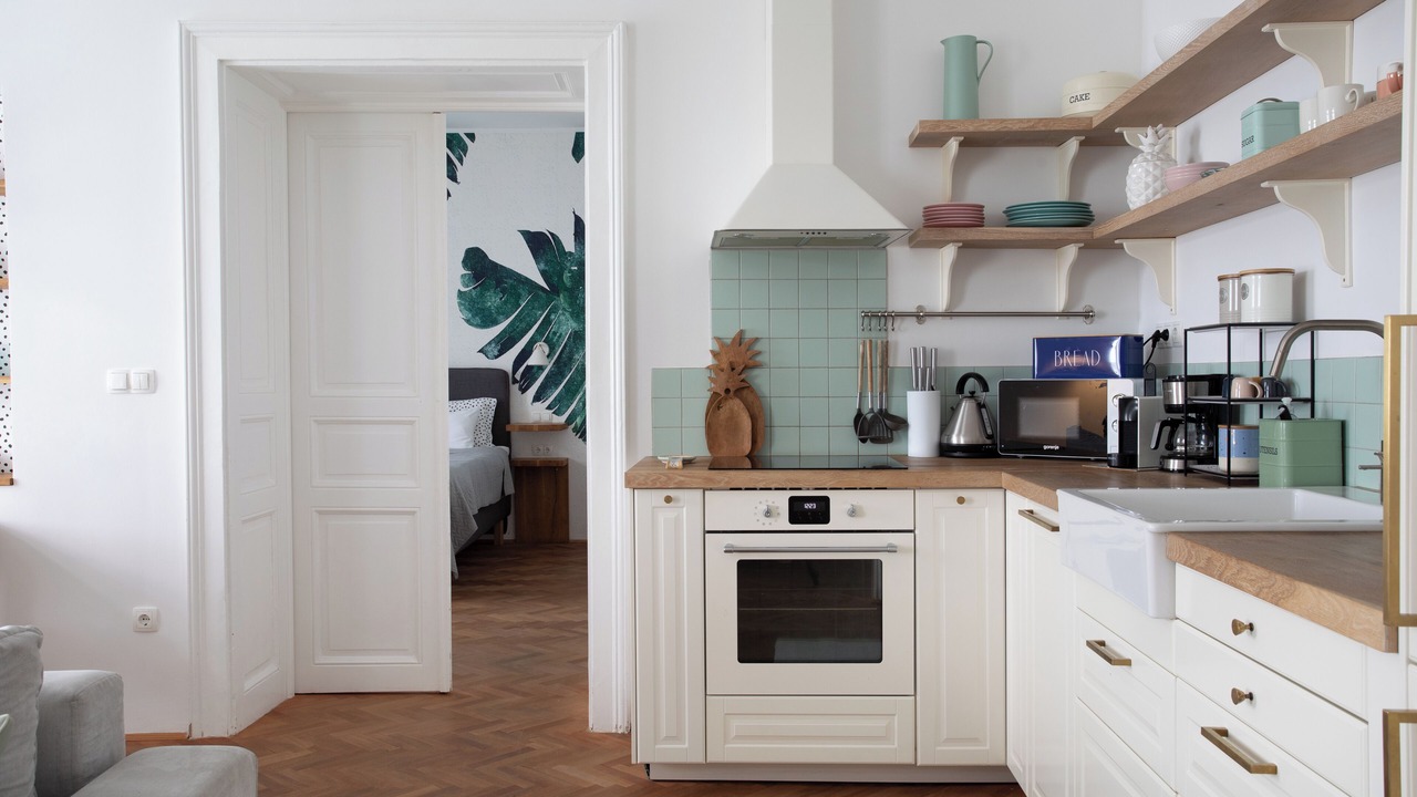 Photo of Kitchen in Center