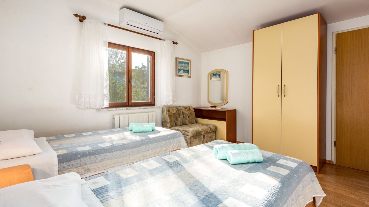 Photo of Bedroom in Tinjan