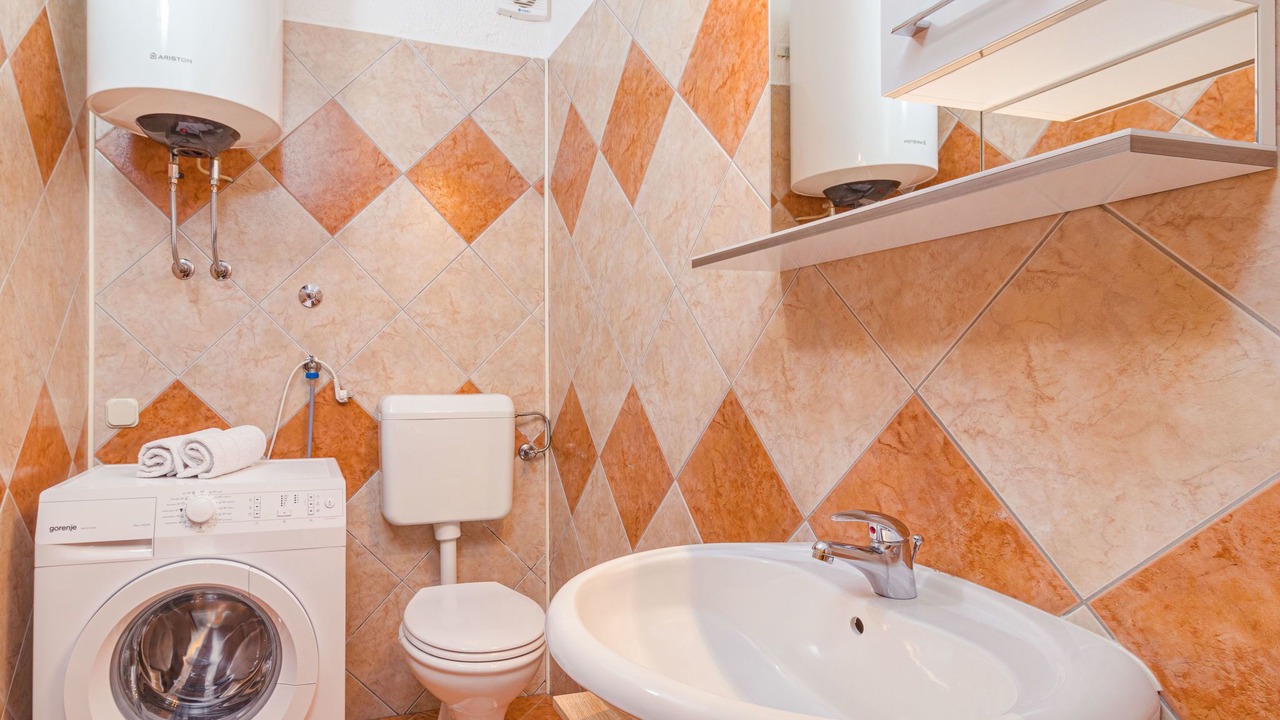 Photo of Bathroom in Baderna