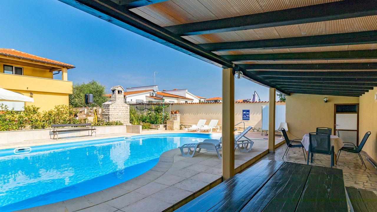 Photo of Outdoor in Zbandaj