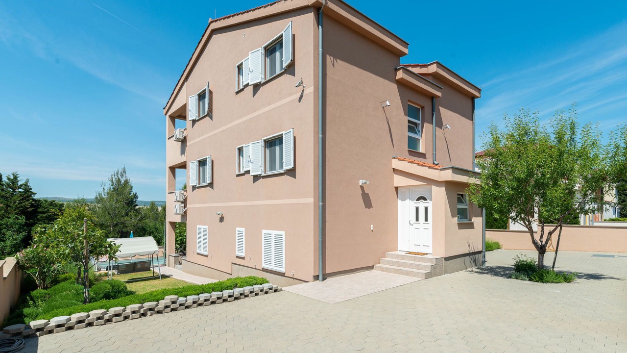 Photo of Others in Rovanjska