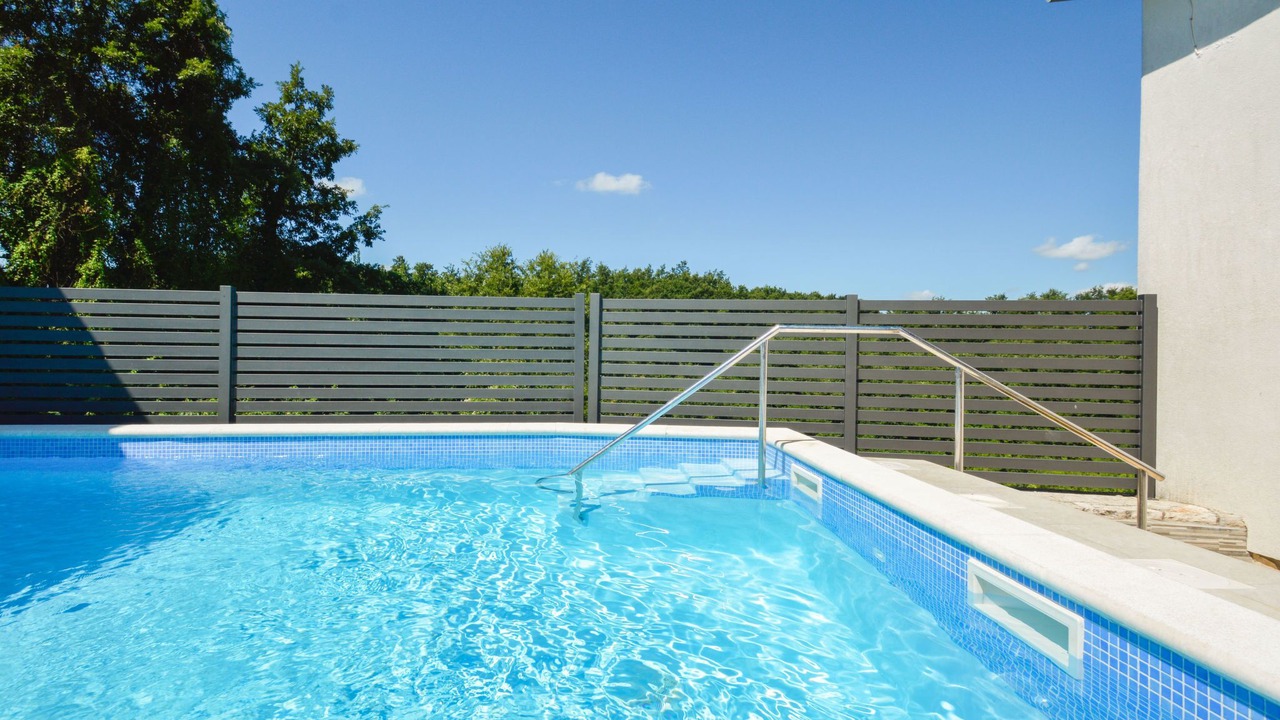 Photo of Outdoor in Foli