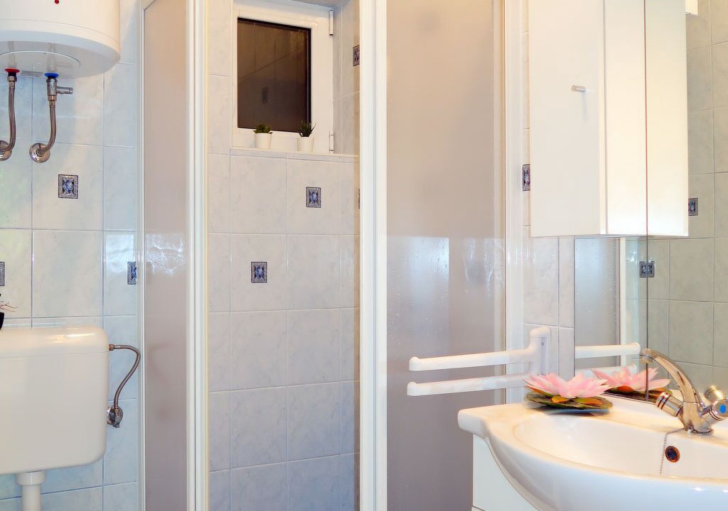 Photo of Bathroom in Palit