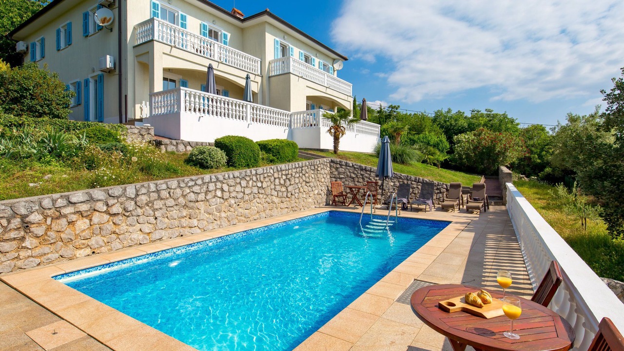 Photo of Outdoor in Martina
