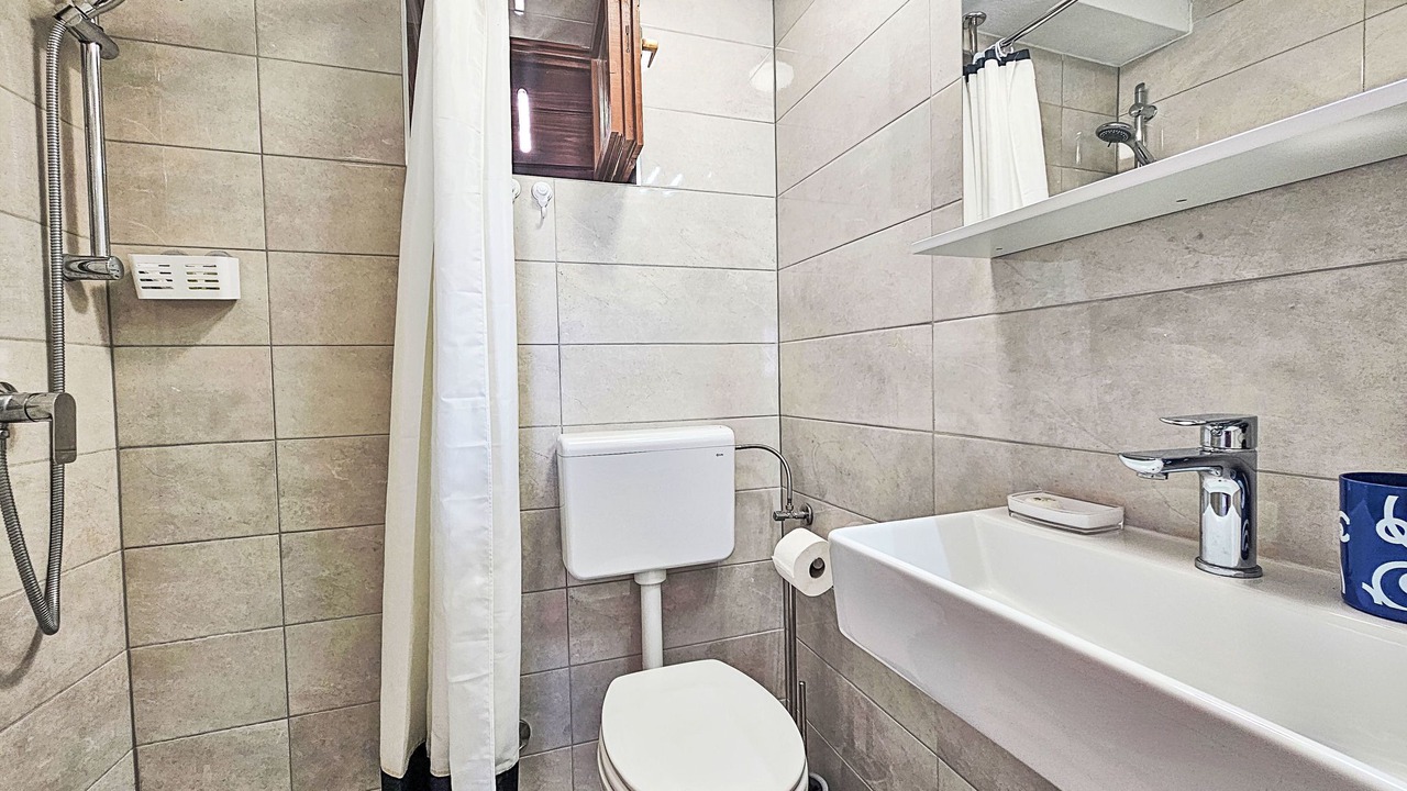 Photo of Bathroom in Brela