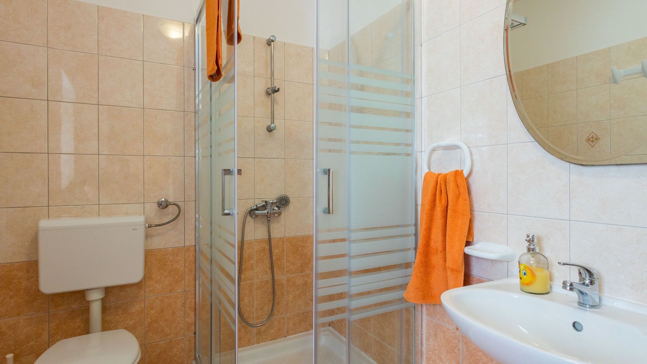 Photo of Bathroom in Marceljani