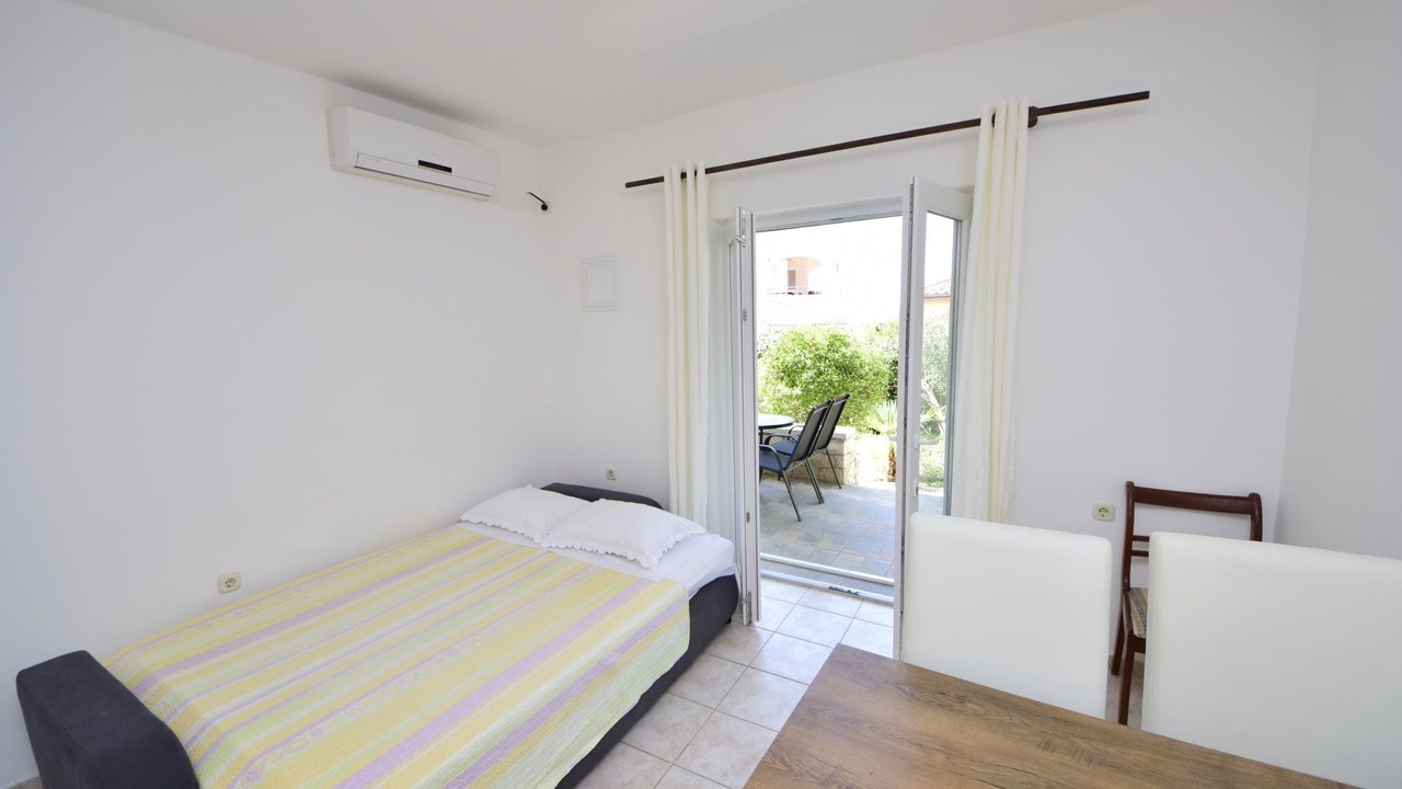 Photo of Bedroom in Brodarica