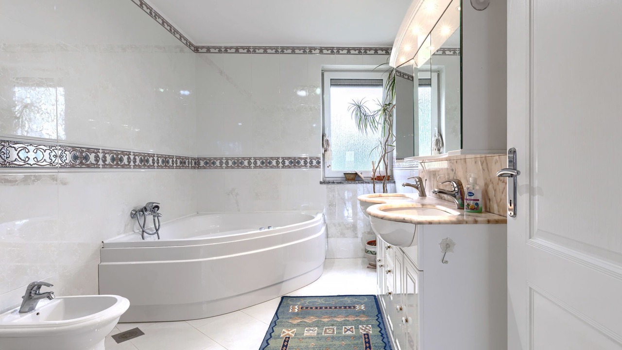 Photo of Bathroom in Dajla