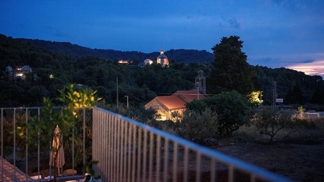 Photo of Outdoor in Dol