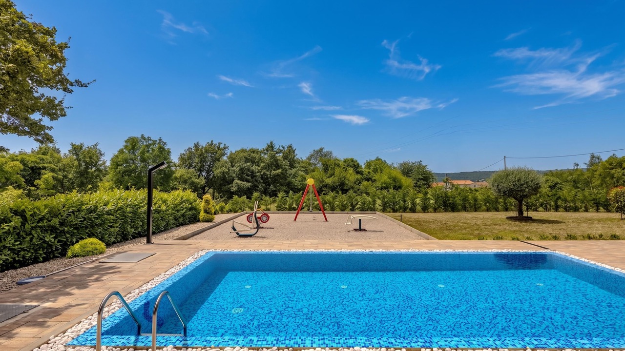 Photo of Outdoor in Paradiz