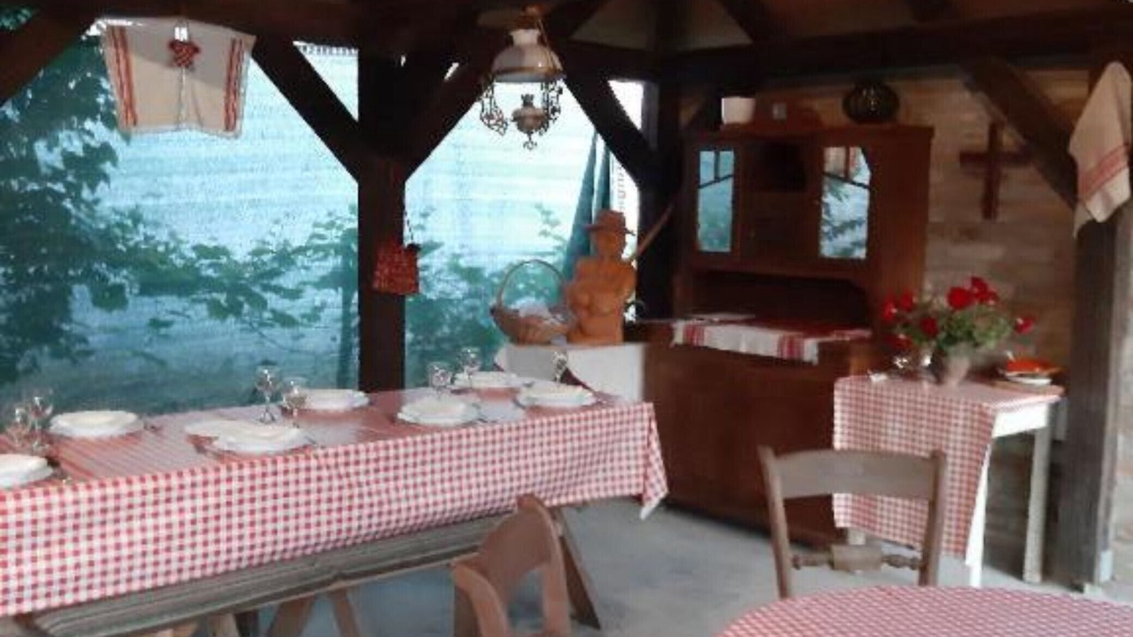 Photo of Livingroom in Draz