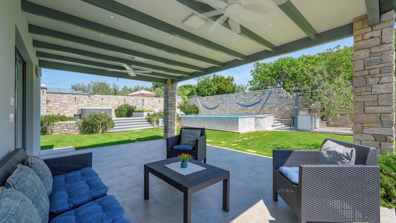 Photo of Patio Balcony in Babici