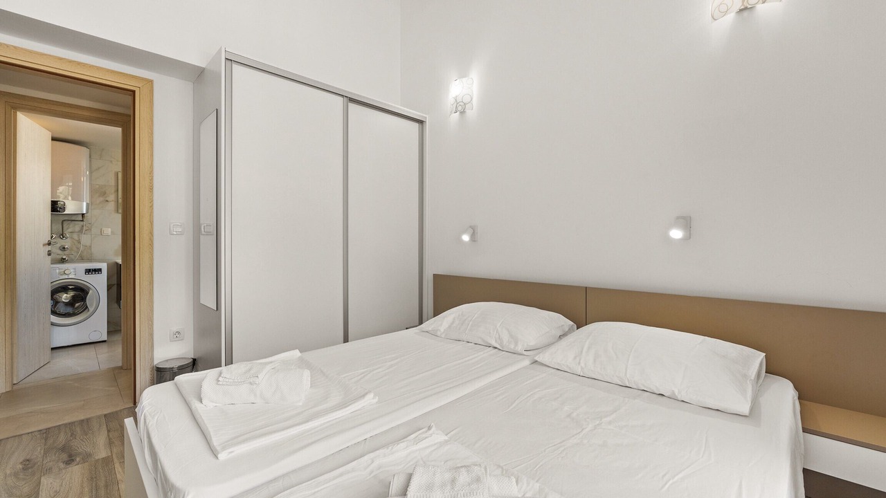 Photo of Bedroom in Cres