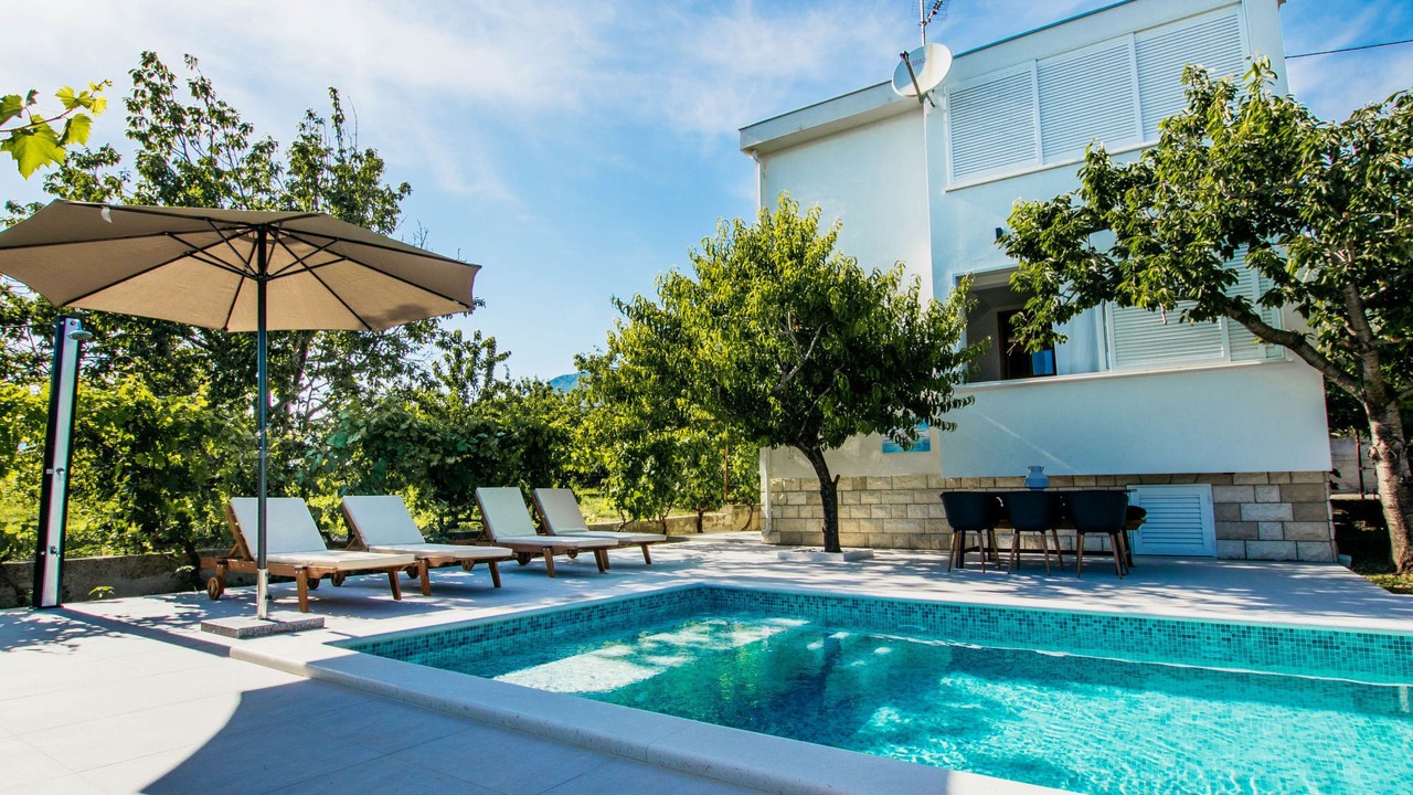 Photo of Outdoor in Kastel Luksic