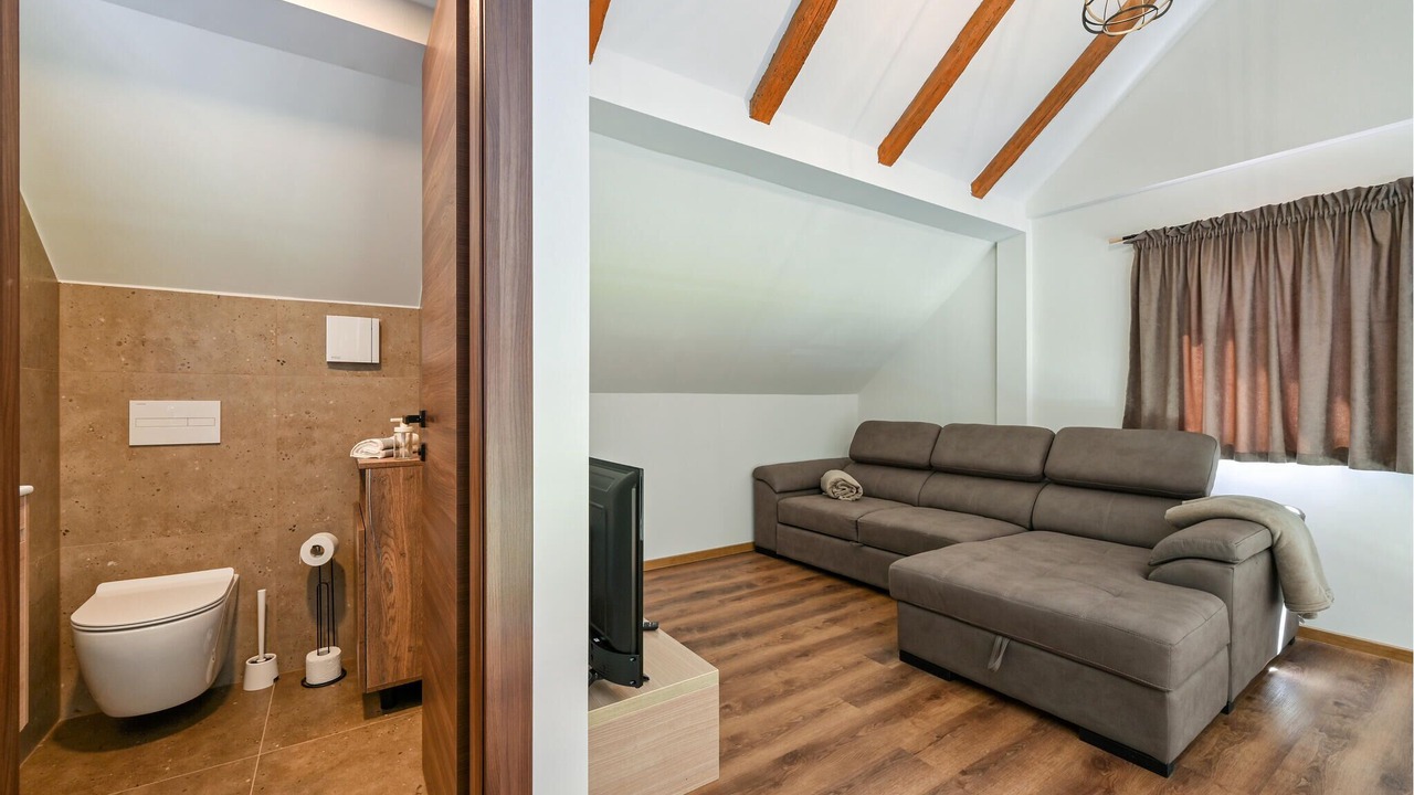Photo of Bedroom in Mace