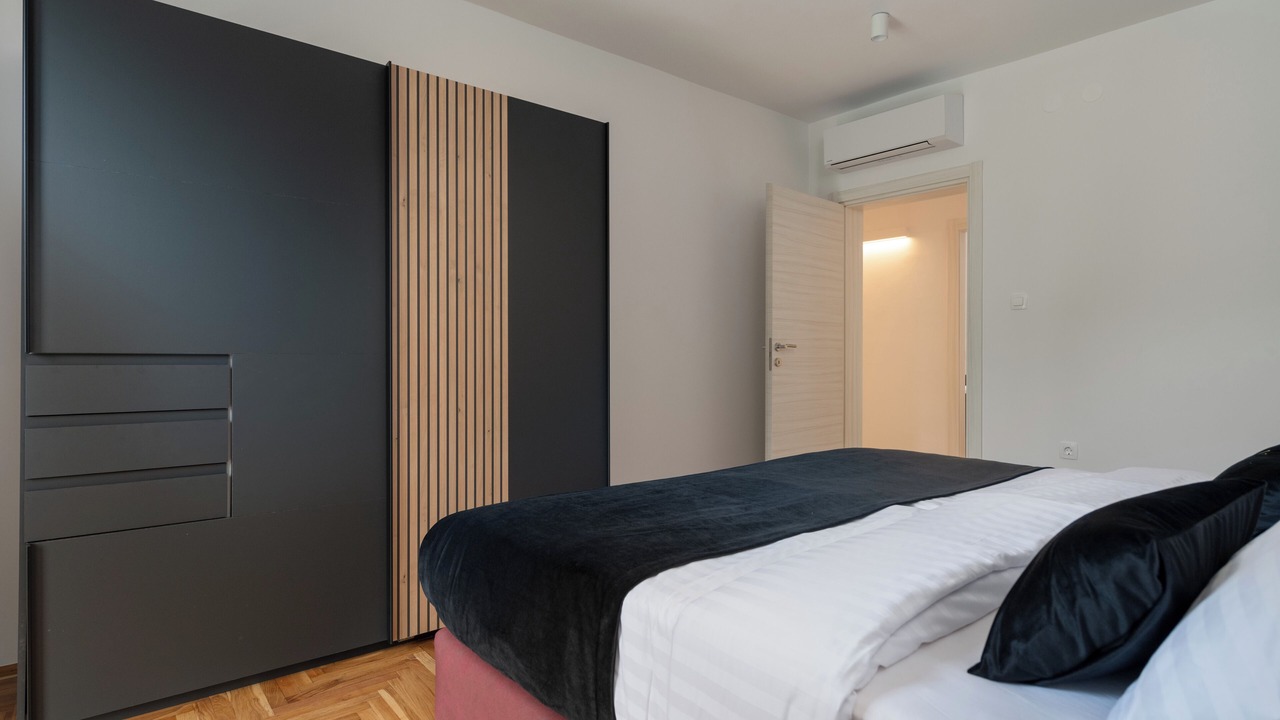 Photo of Bedroom in Pican