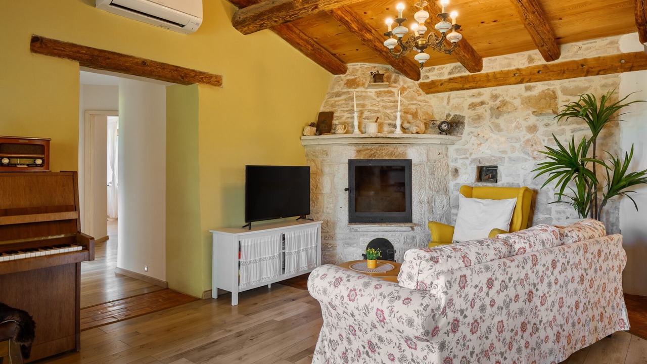 Photo of Livingroom in Vardica