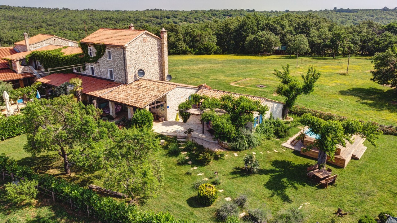 Photo of Outdoor in Vardica