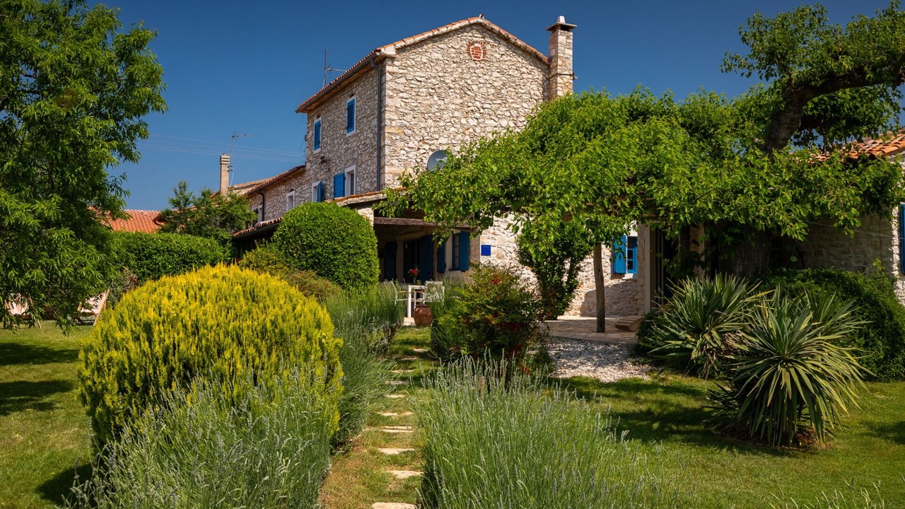 Photo of Outdoor in Vardica