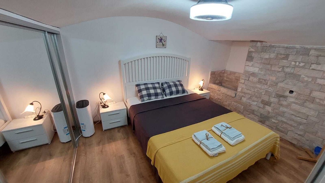 Photo of Bedroom in Gornji Kono
