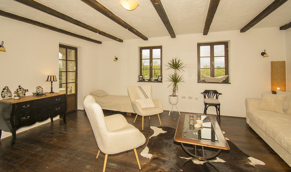 Photo of Livingroom in Karojba