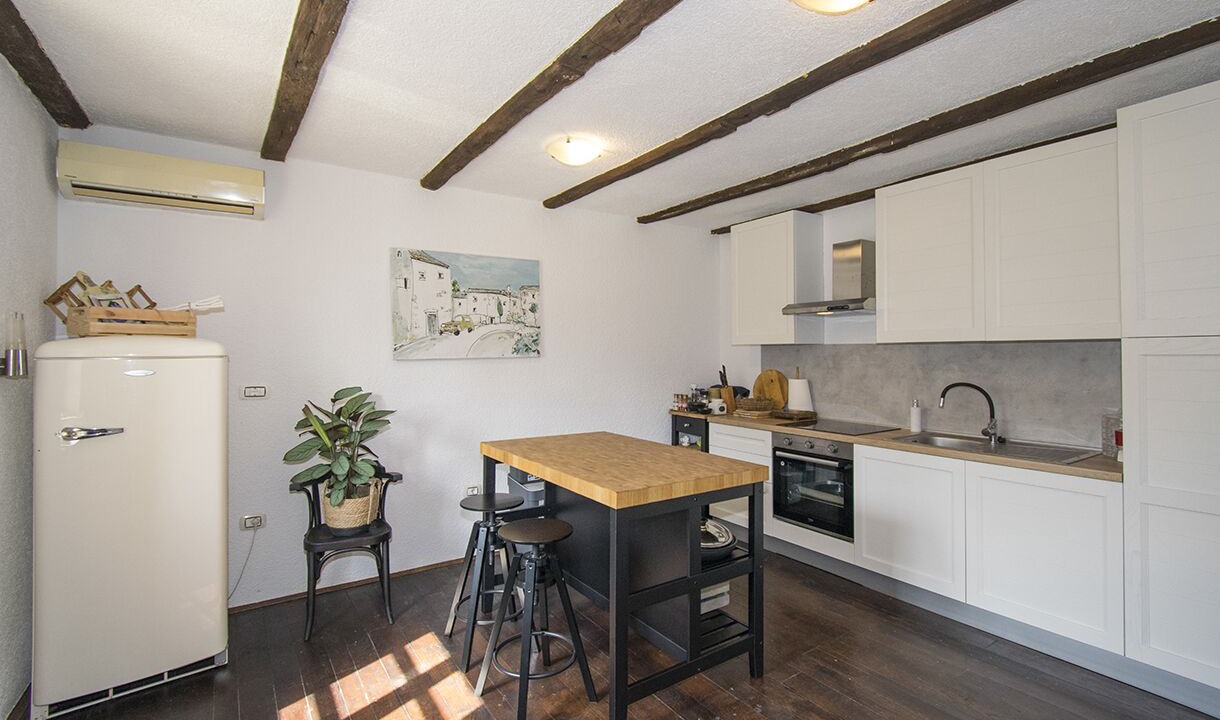 Photo of Kitchen in Karojba