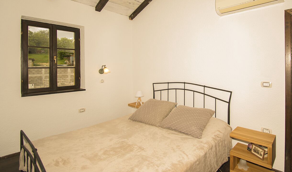 Photo of Bedroom in Karojba