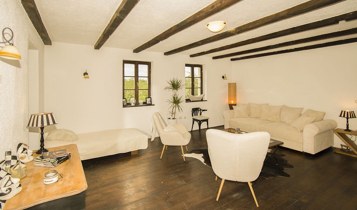 Photo of Livingroom in Karojba