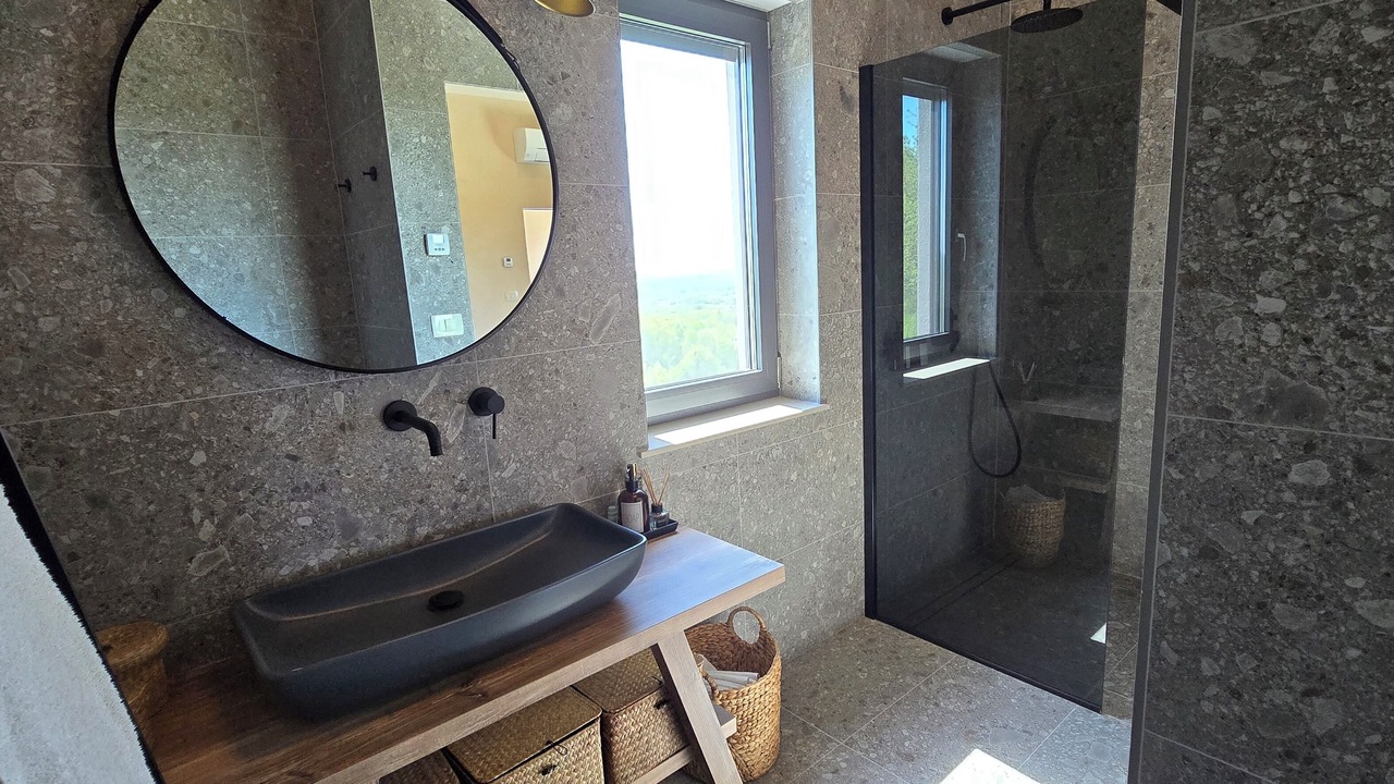 Photo of Bathroom in Novaki Motovunski