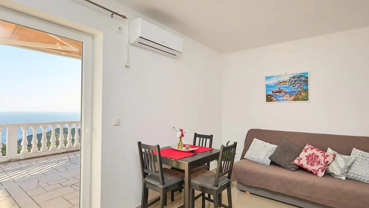 Photo of Livingroom in Maranovici