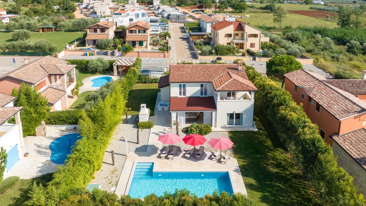 Photo of Outdoor in Labinci