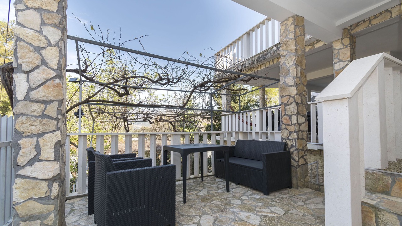 Photo of Patio Balcony in Donji Karin