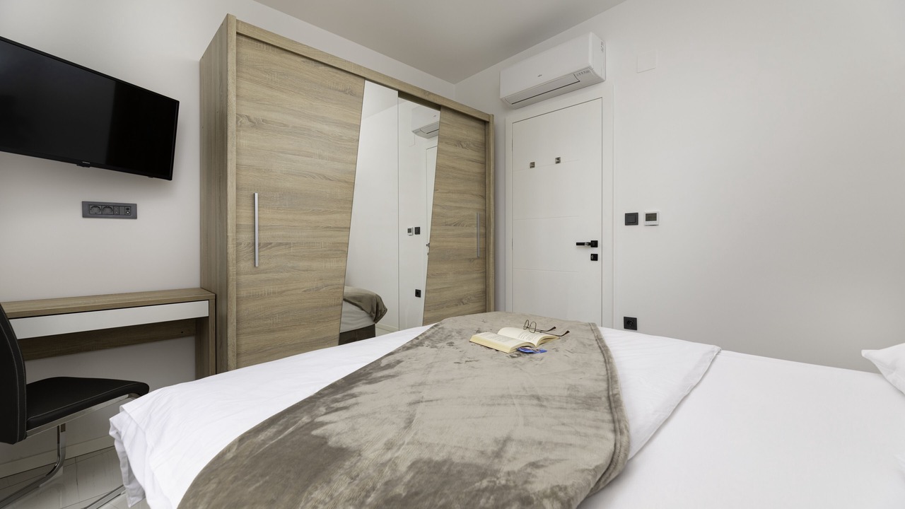 Photo of Bedroom in Porat