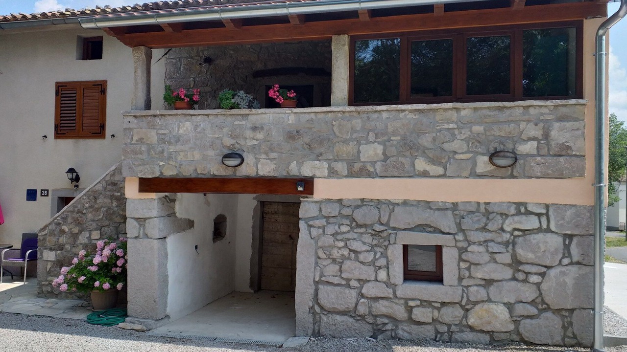 Photo of Outdoor in Grabri