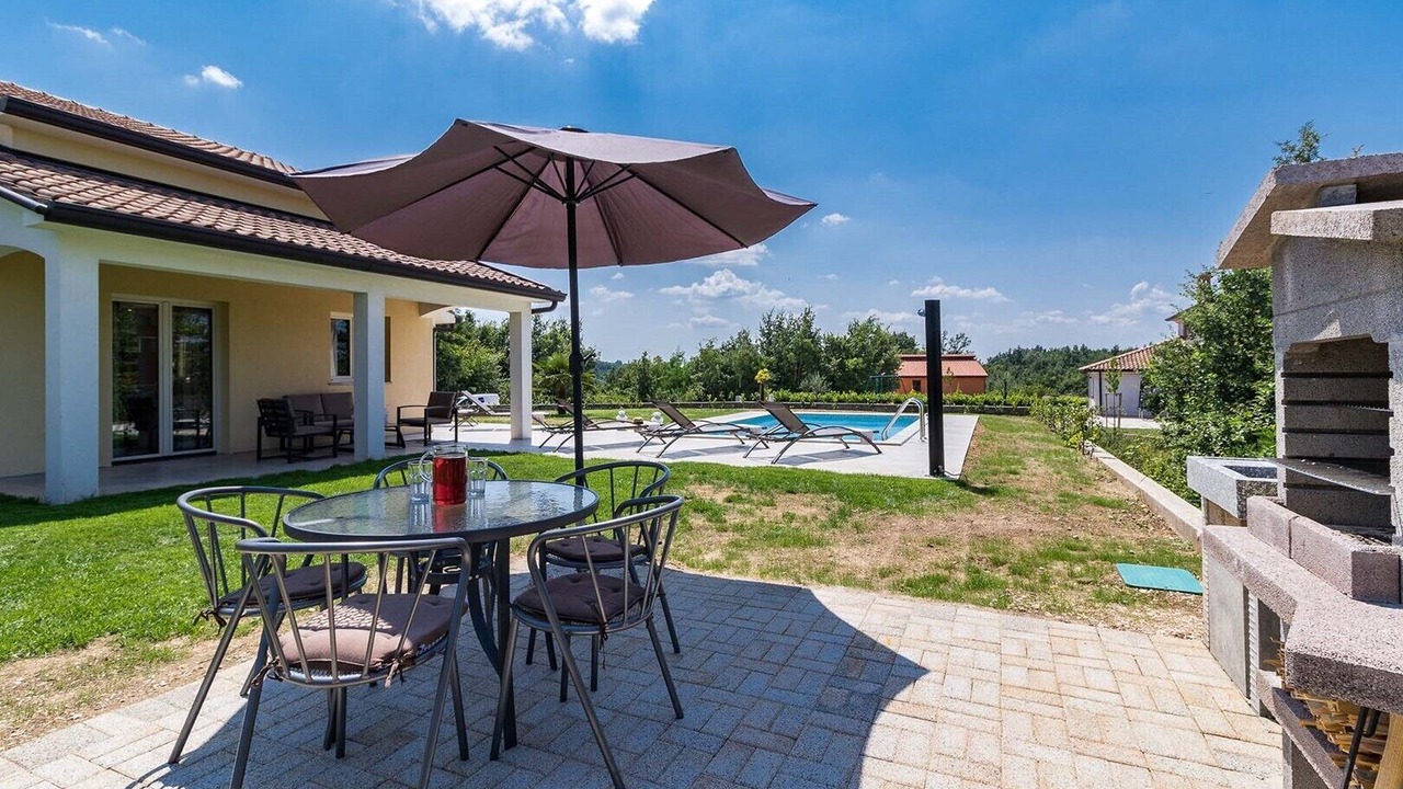 Photo of Outdoor in Pazin