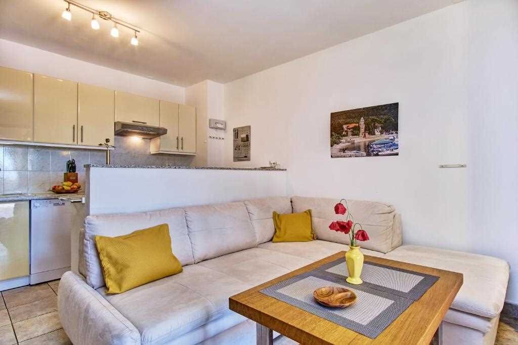 Photo of Livingroom in Miholascica