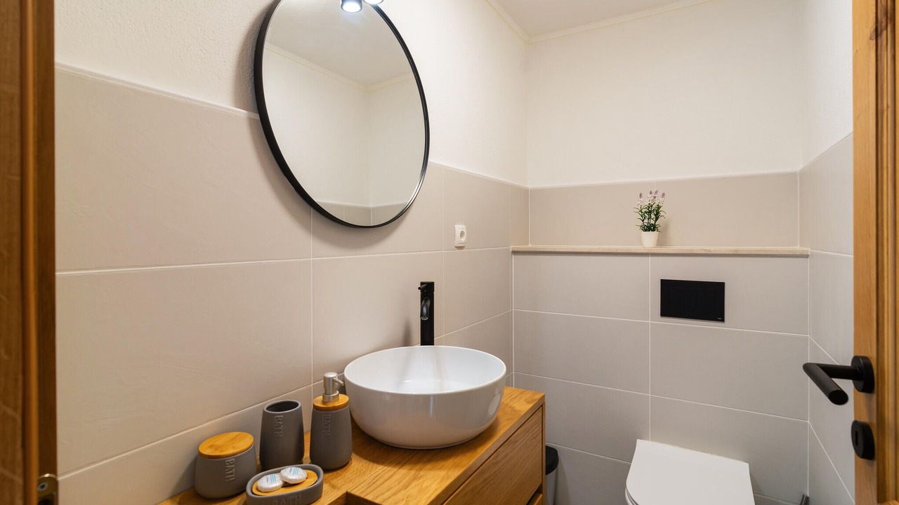Photo of Bathroom in Sumartin