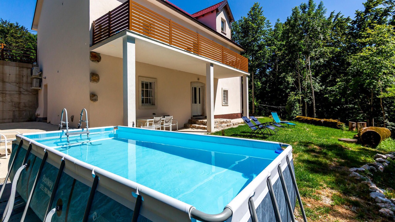 Photo of Outdoor in Zlobin