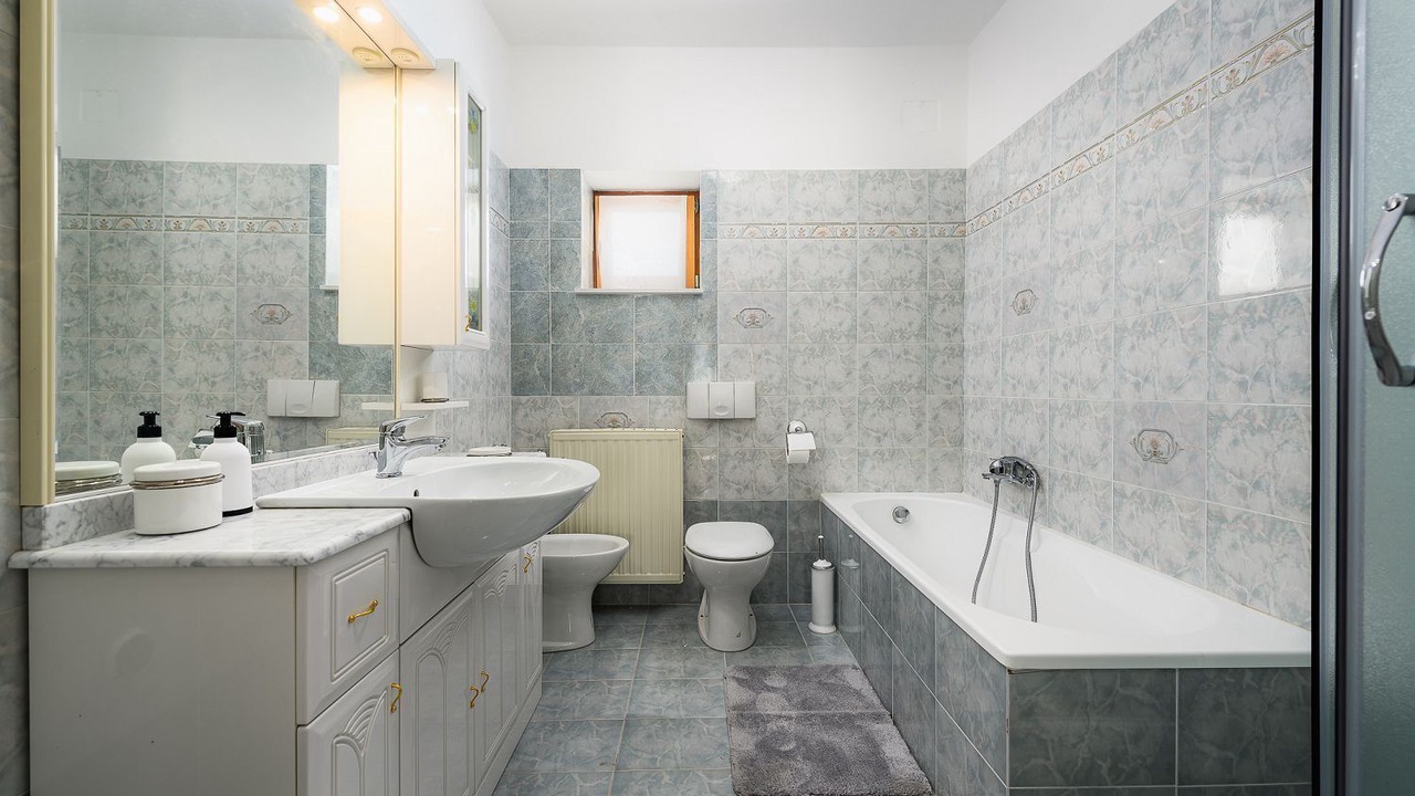Photo of Bathroom in Paradiz