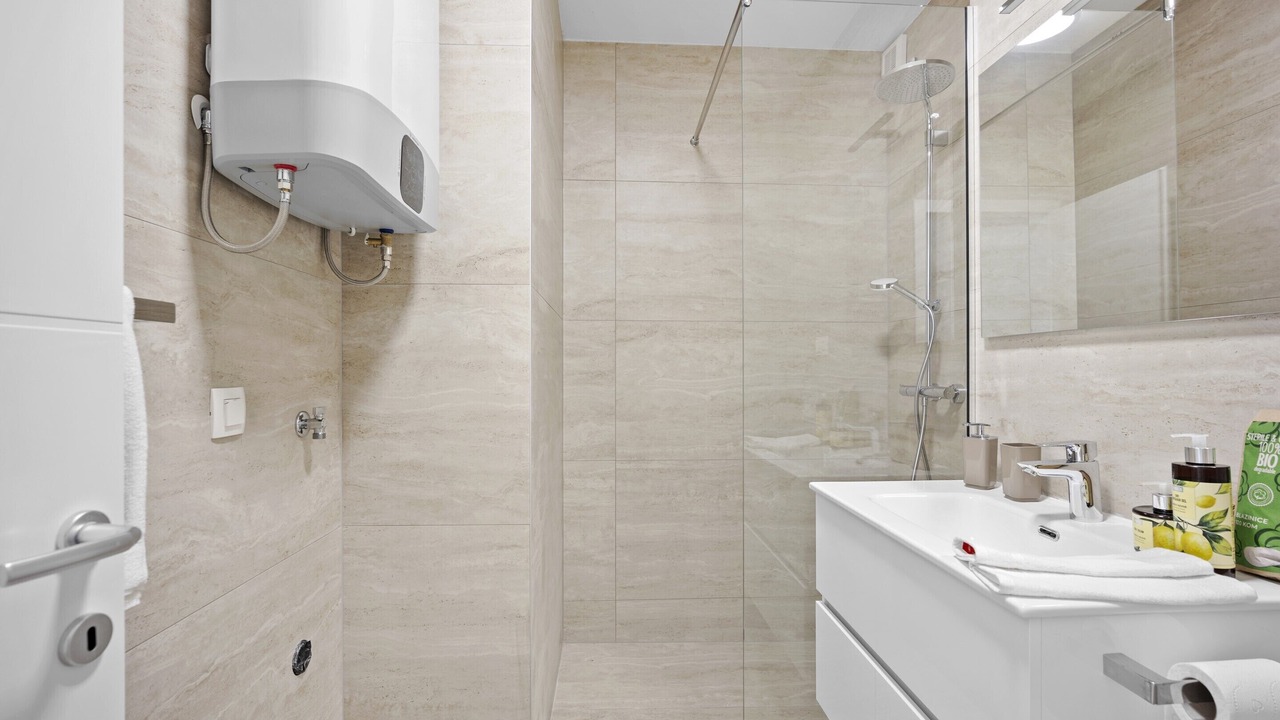 Photo of Bathroom in Okrug Gornji