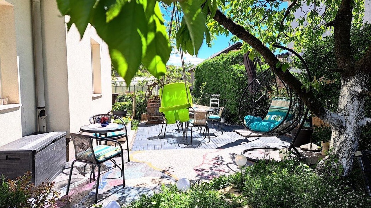 Photo of Patio Balcony in Sarsoni