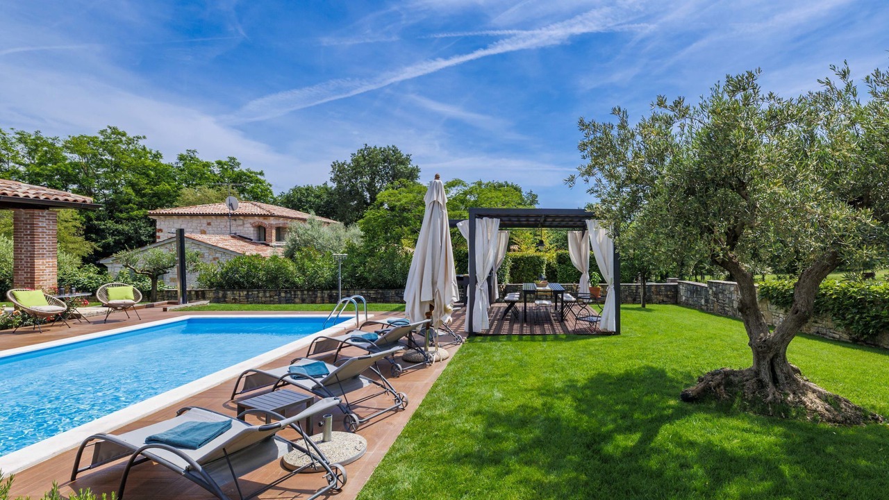 Photo of Outdoor in Baderna