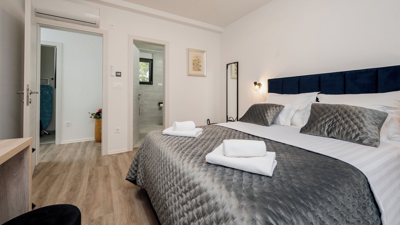 Photo of Bedroom in Seget