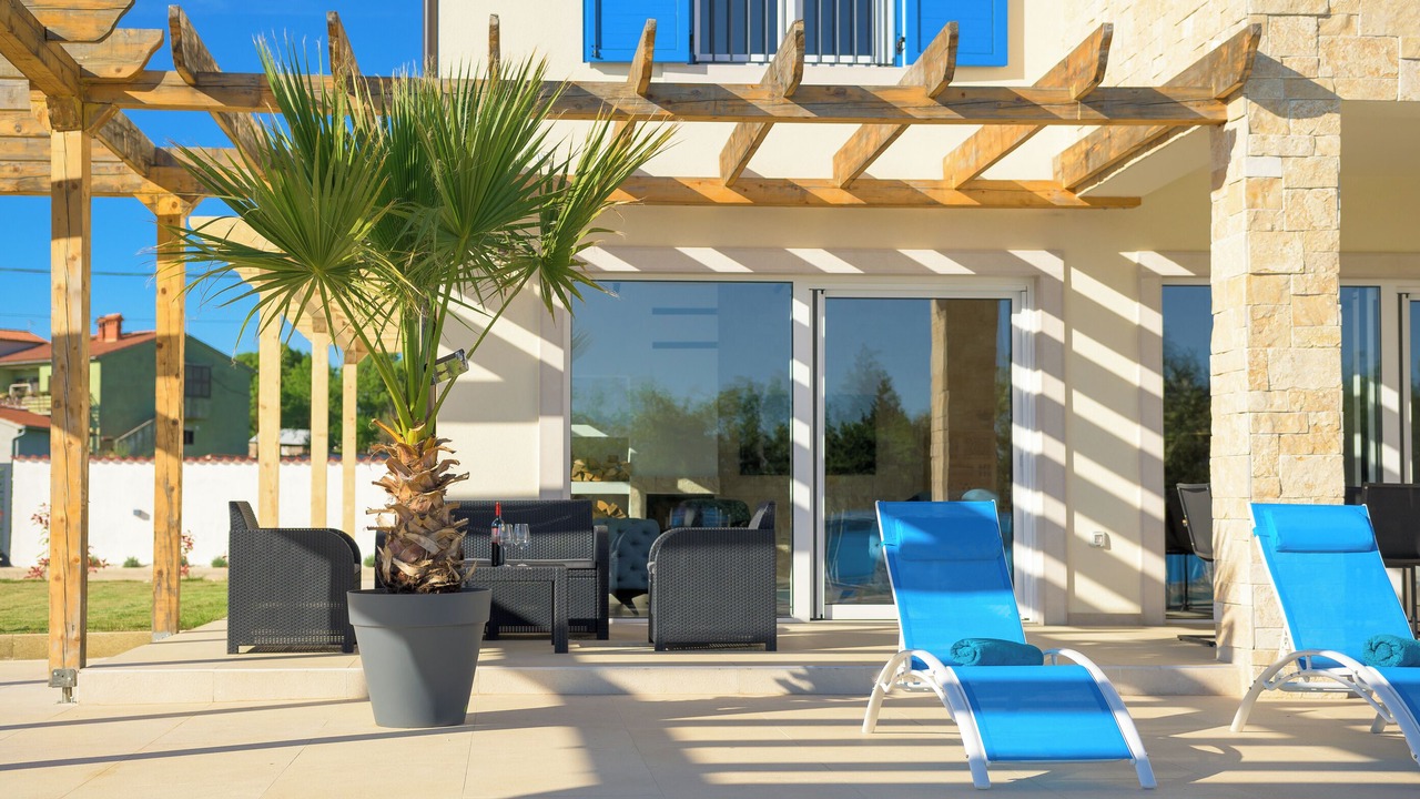 Photo of Patio Balcony in Jursici