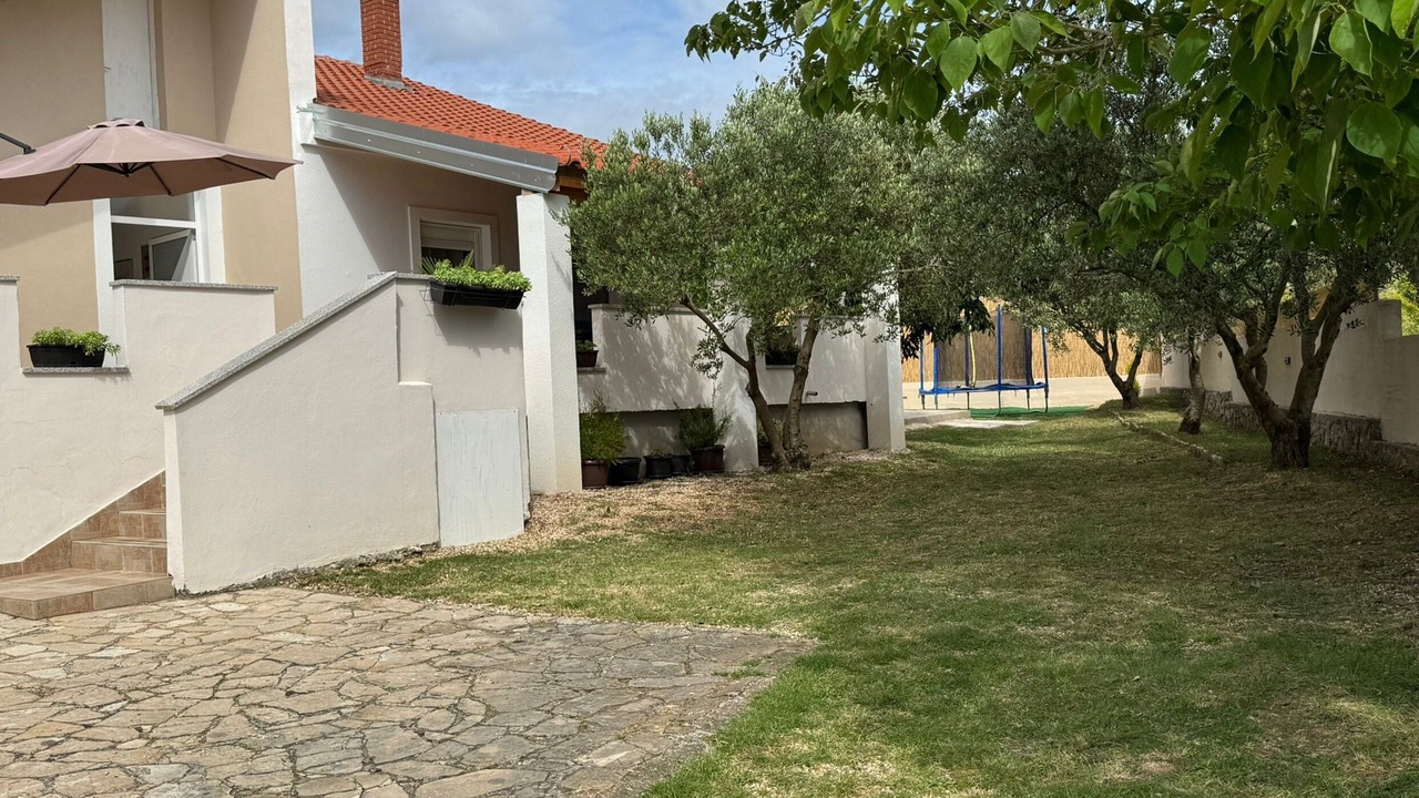 Photo of Outdoor in Nadin