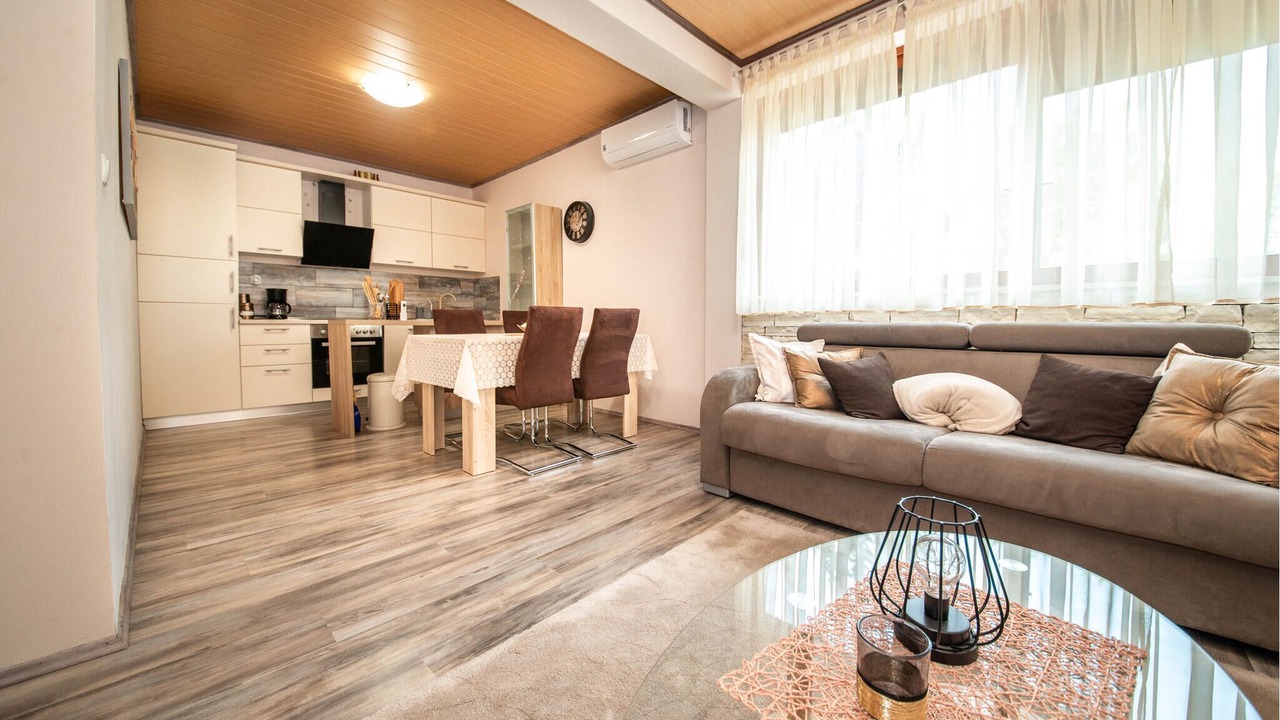 Photo of Bedroom in Lisicici