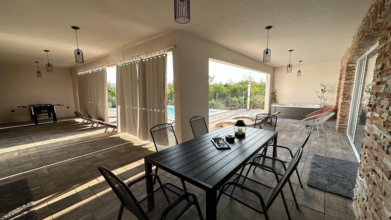 Photo of Patio Balcony in Seline